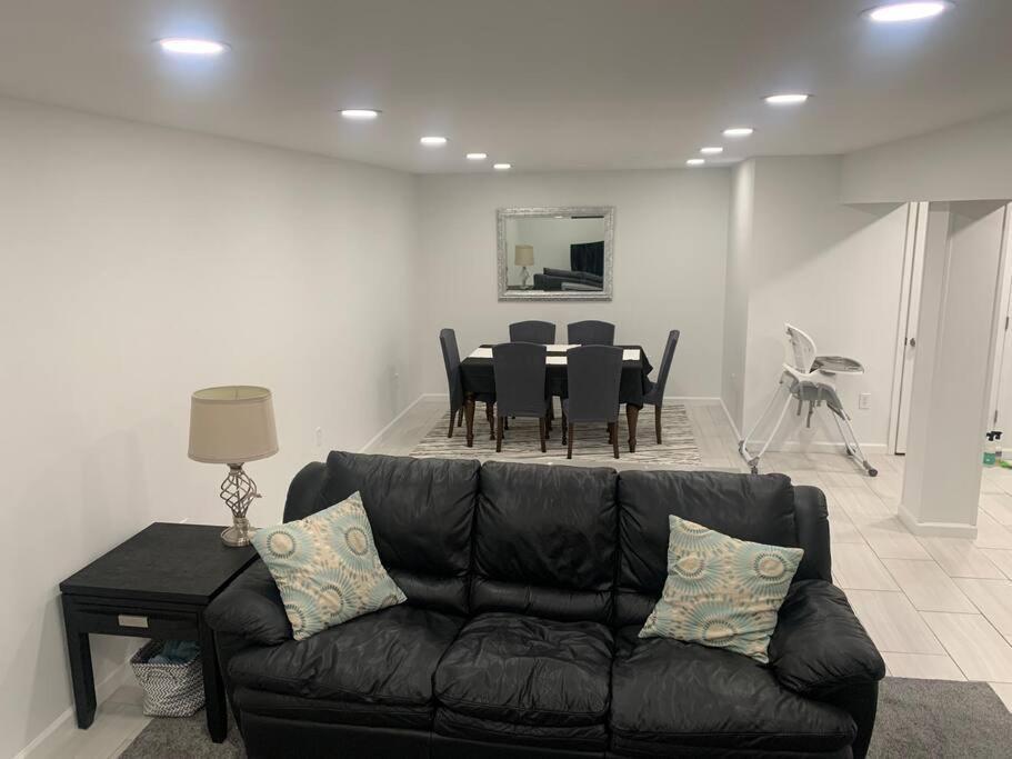 2 Bedroom Apartment- Close To Hershey Park, Hollywood Casino And Downtown هاريسبرج المظهر الخارجي الصورة